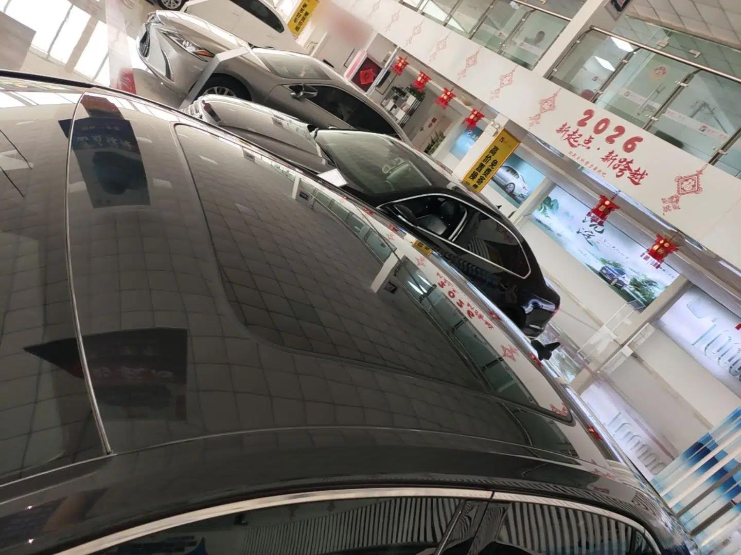 Volkswagen Sagitar 2023 300TSI DSG Excellence Edition — миниатюра 7