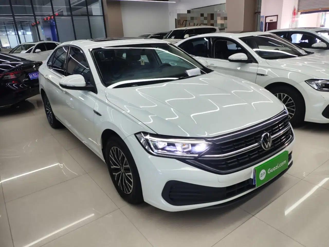 Volkswagen Sagitar 2024 200TSI DSG Flyover Edition — миниатюра 3