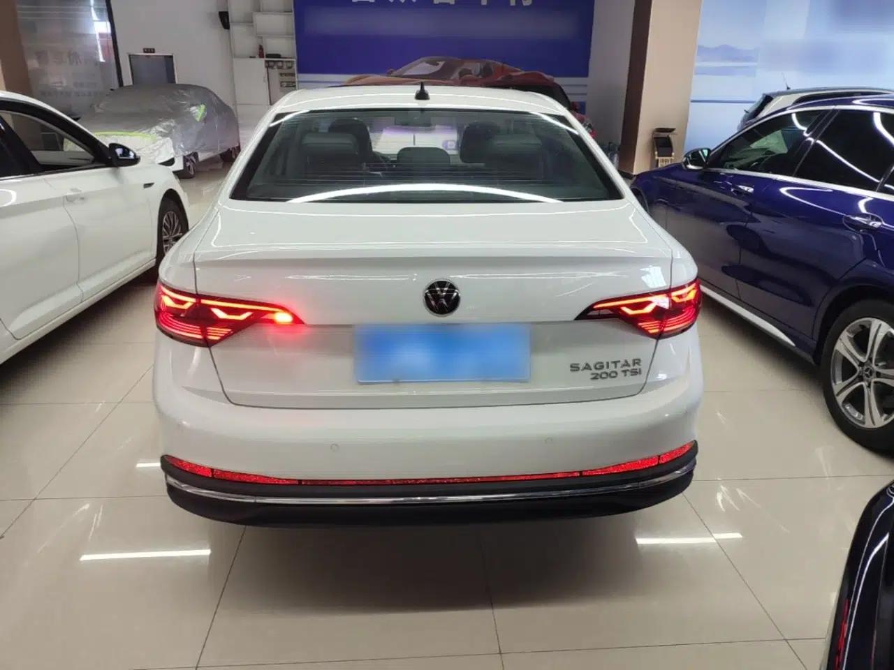 Volkswagen Sagitar 2024 200TSI DSG Flyover Edition — миниатюра 5