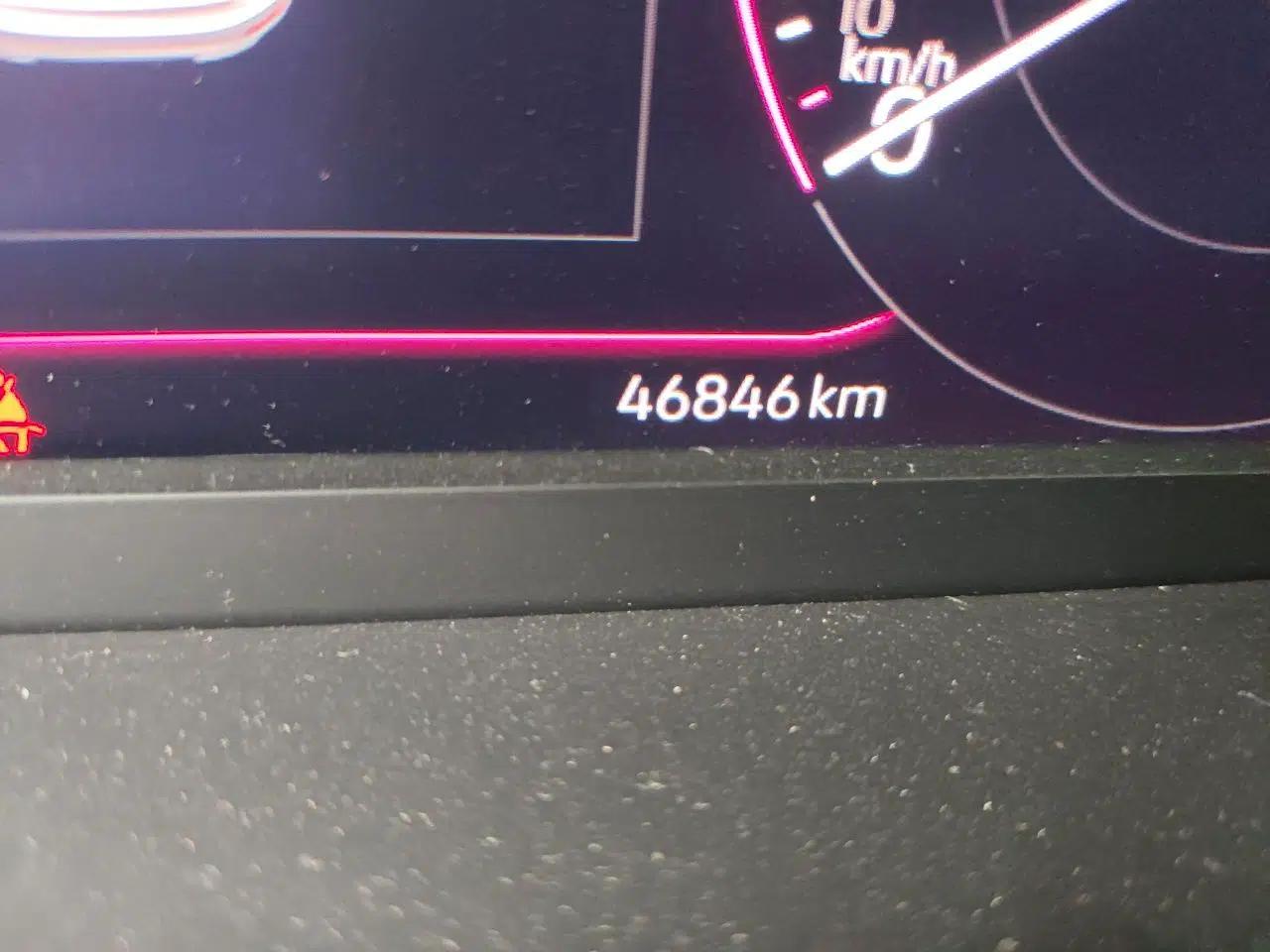 Volkswagen Sagitar 2021 280TSI DSG Excellence Edition — миниатюра 12