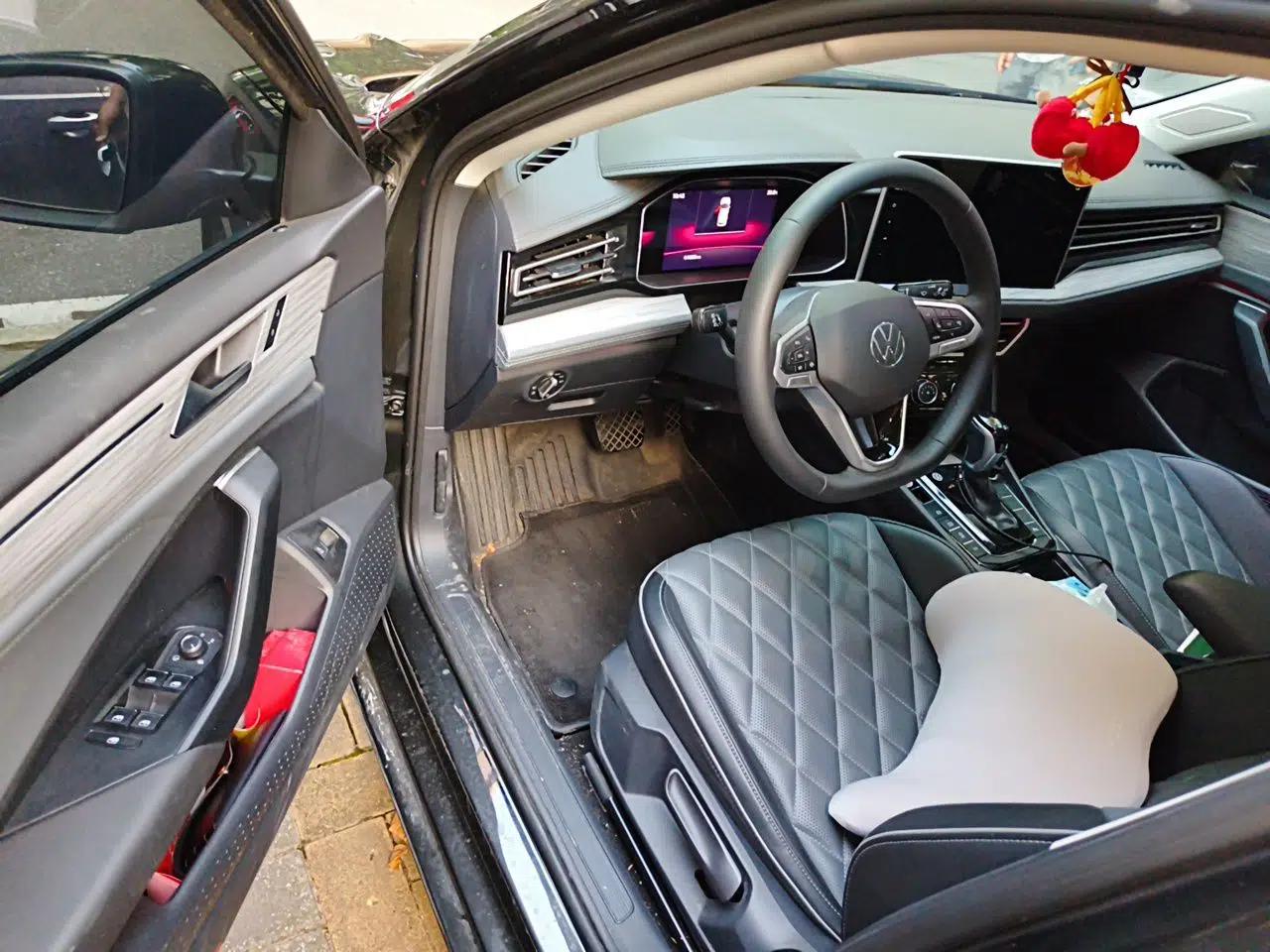Volkswagen Sagitar 2023 300TSI DSG Excellence Edition — миниатюра 16