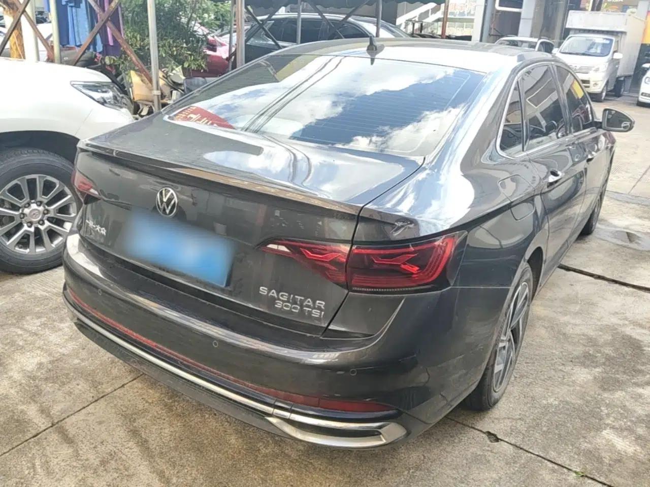 Volkswagen Sagitar 2023 300TSI DSG Excellence Edition — миниатюра 6