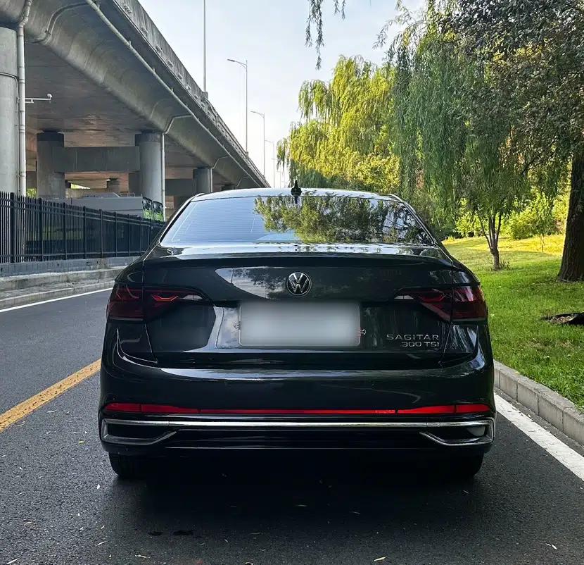 Volkswagen Sagitar 2023 300TSI DSG Excellence Edition — миниатюра 6