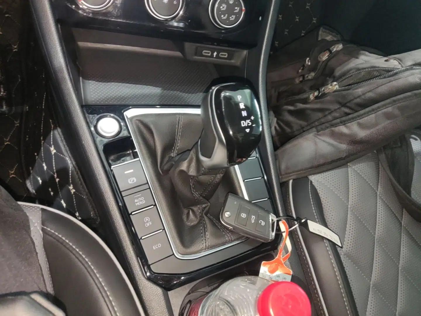 Volkswagen Sagitar 2025 300TSI DSG Excellence Edition — миниатюра 16