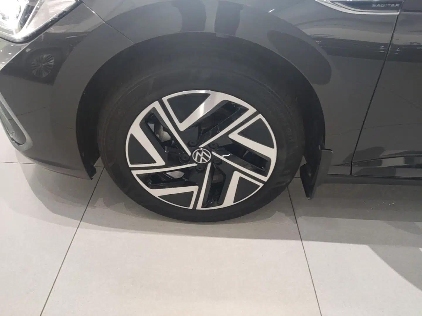 Volkswagen Sagitar 2025 300TSI DSG Excellence Edition — миниатюра 10