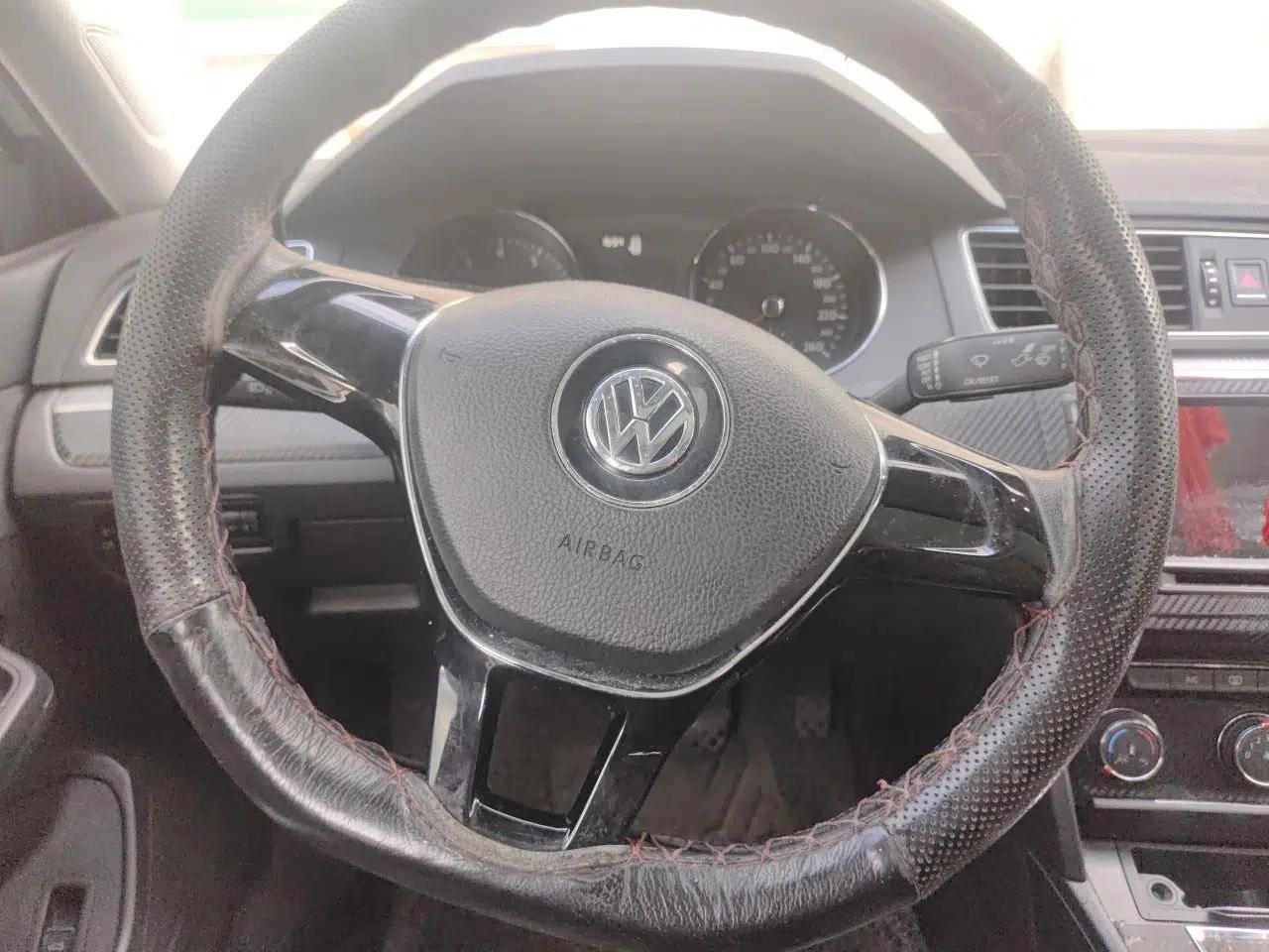 Volkswagen Lamando 2017 230TSI DSG Fashion Edition — миниатюра 10