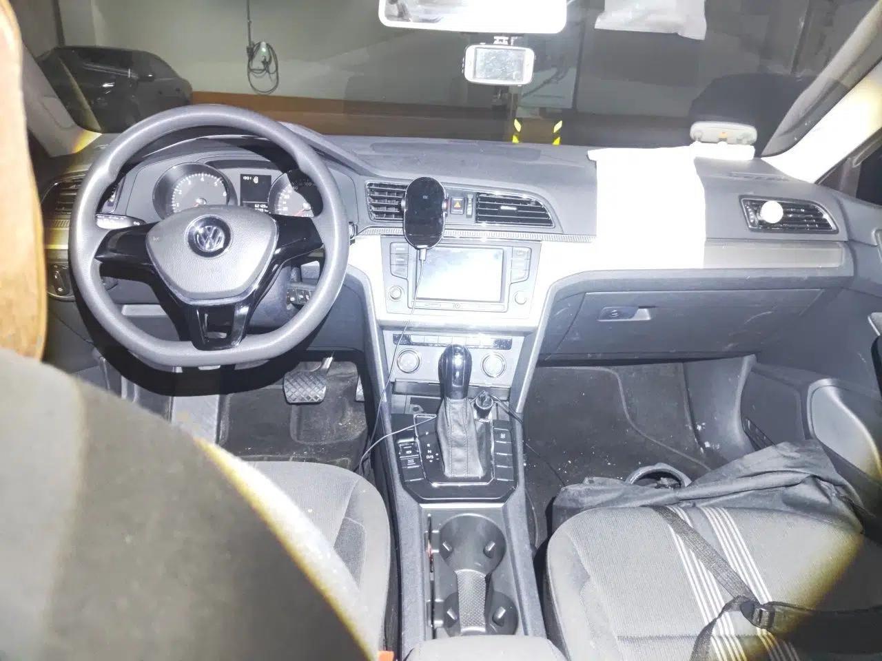 Volkswagen Lamando 2015 230TSI DSG Fashion Edition — миниатюра 9