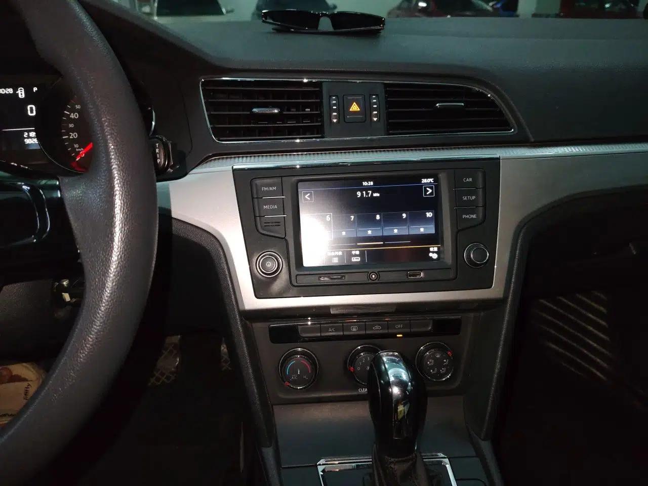 Volkswagen Lamando 2015 230TSI DSG Fashion Edition — миниатюра 13