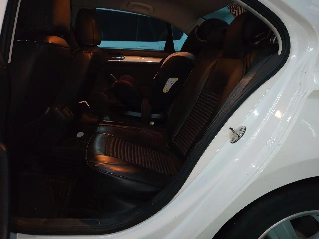 Volkswagen Lamando 2015 230TSI DSG Fashion Edition — миниатюра 17