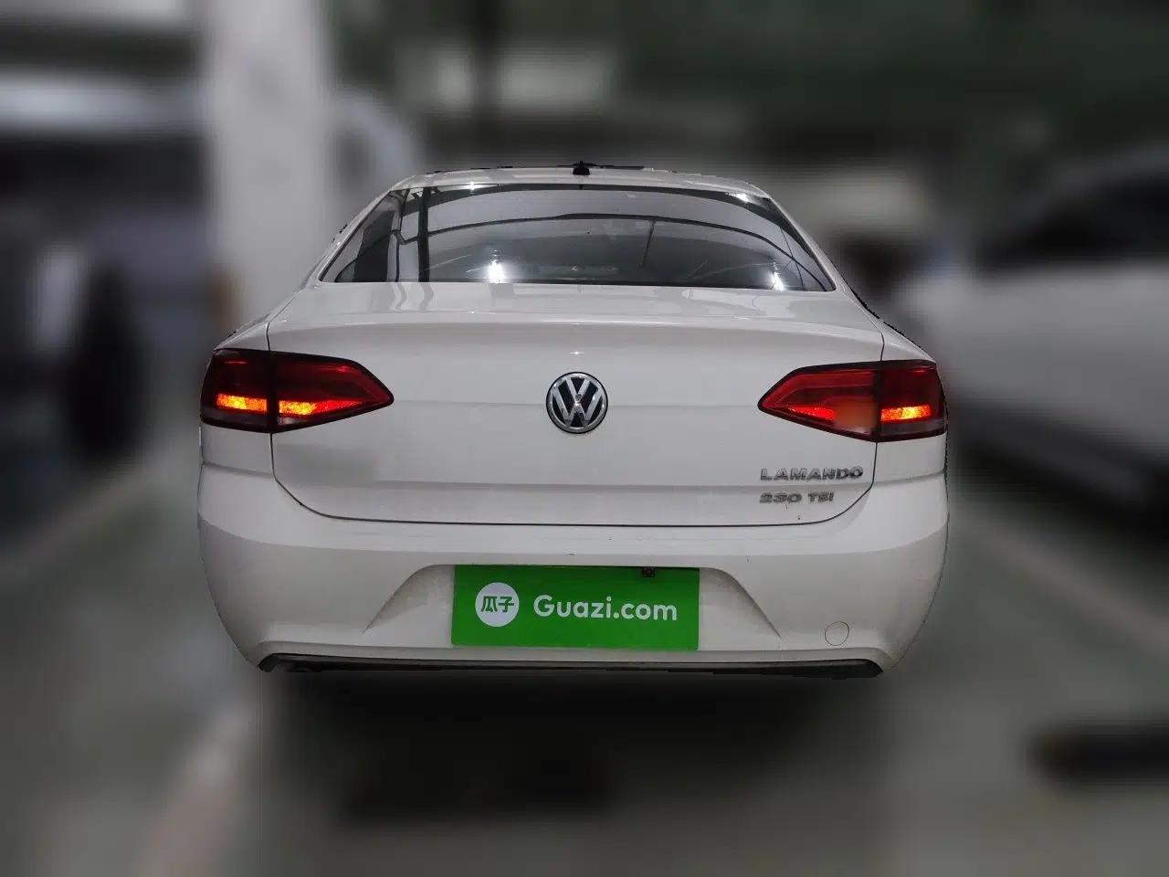 Volkswagen Lamando 2015 230TSI DSG Fashion Edition — миниатюра 5