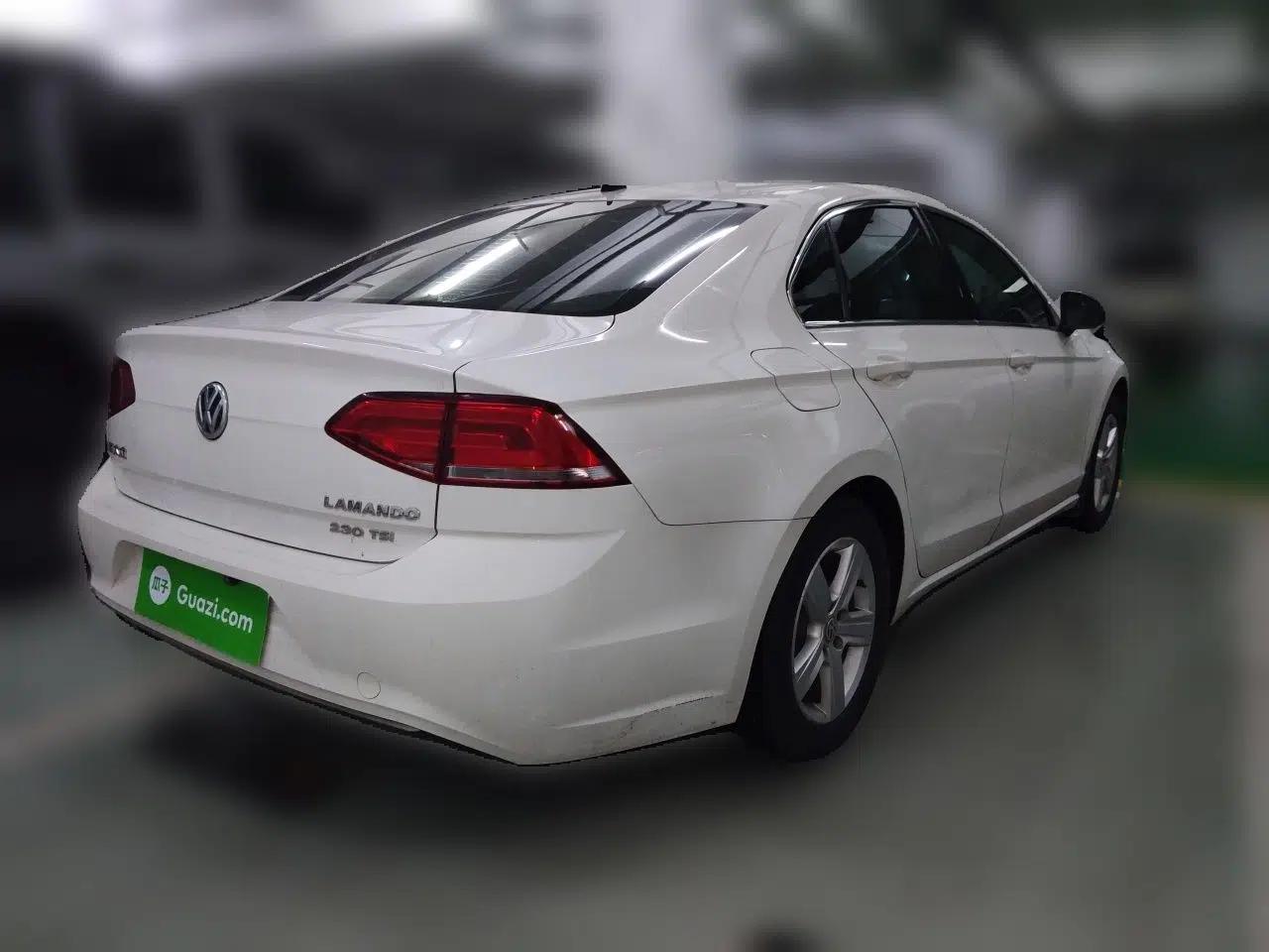 Volkswagen Lamando 2015 230TSI DSG Fashion Edition — миниатюра 6