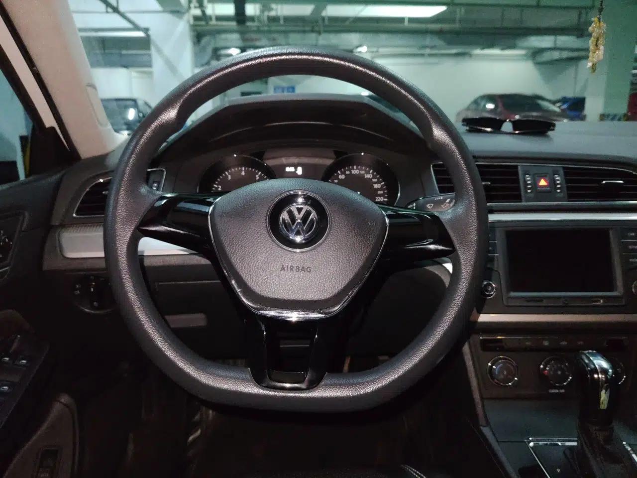 Volkswagen Lamando 2015 230TSI DSG Fashion Edition — миниатюра 10