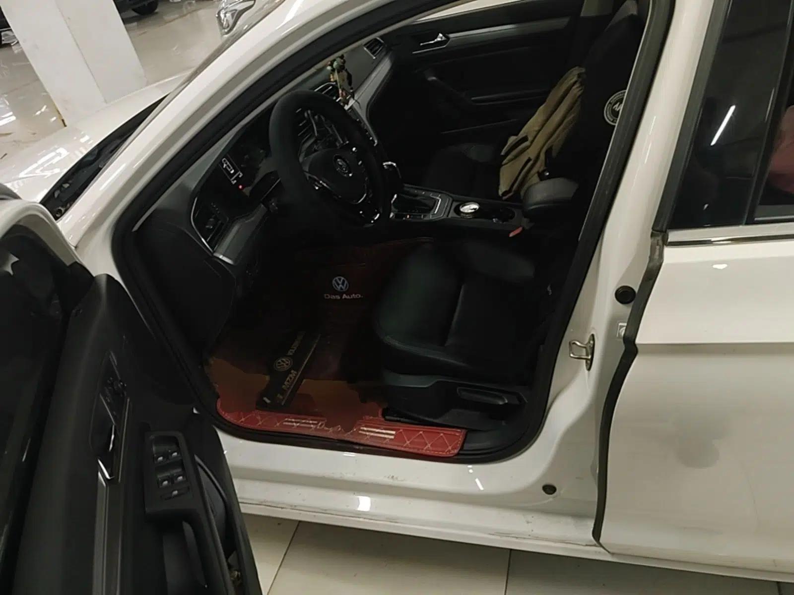 Volkswagen Lamando 2019 230TSI DSG Fashion Edition China VI — миниатюра 17