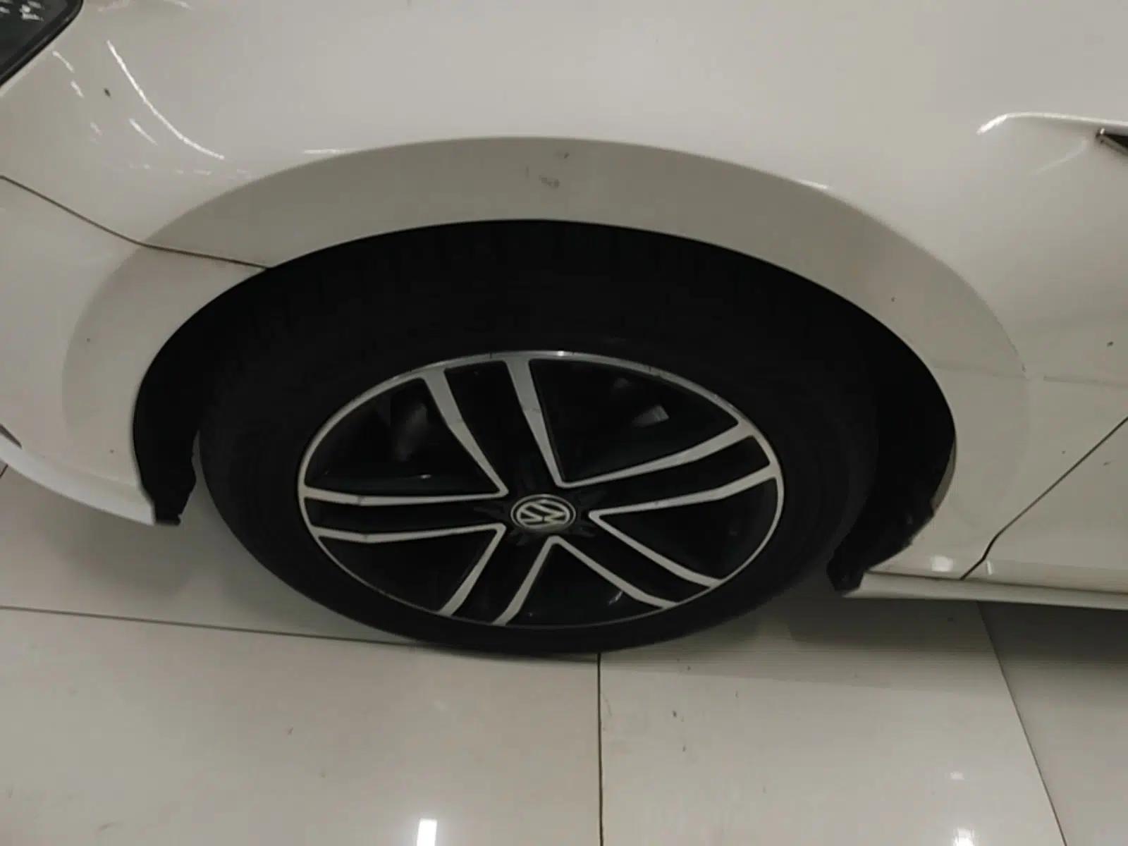 Volkswagen Lamando 2019 230TSI DSG Fashion Edition China VI — миниатюра 10