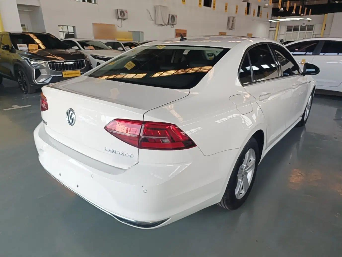 Volkswagen Lamando 2019 230TSI DSG Fashion Edition China VI — миниатюра 6