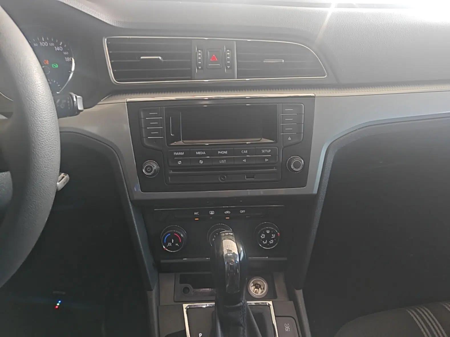 Volkswagen Lamando 2017 230TSI DSG Fashion Edition — миниатюра 15