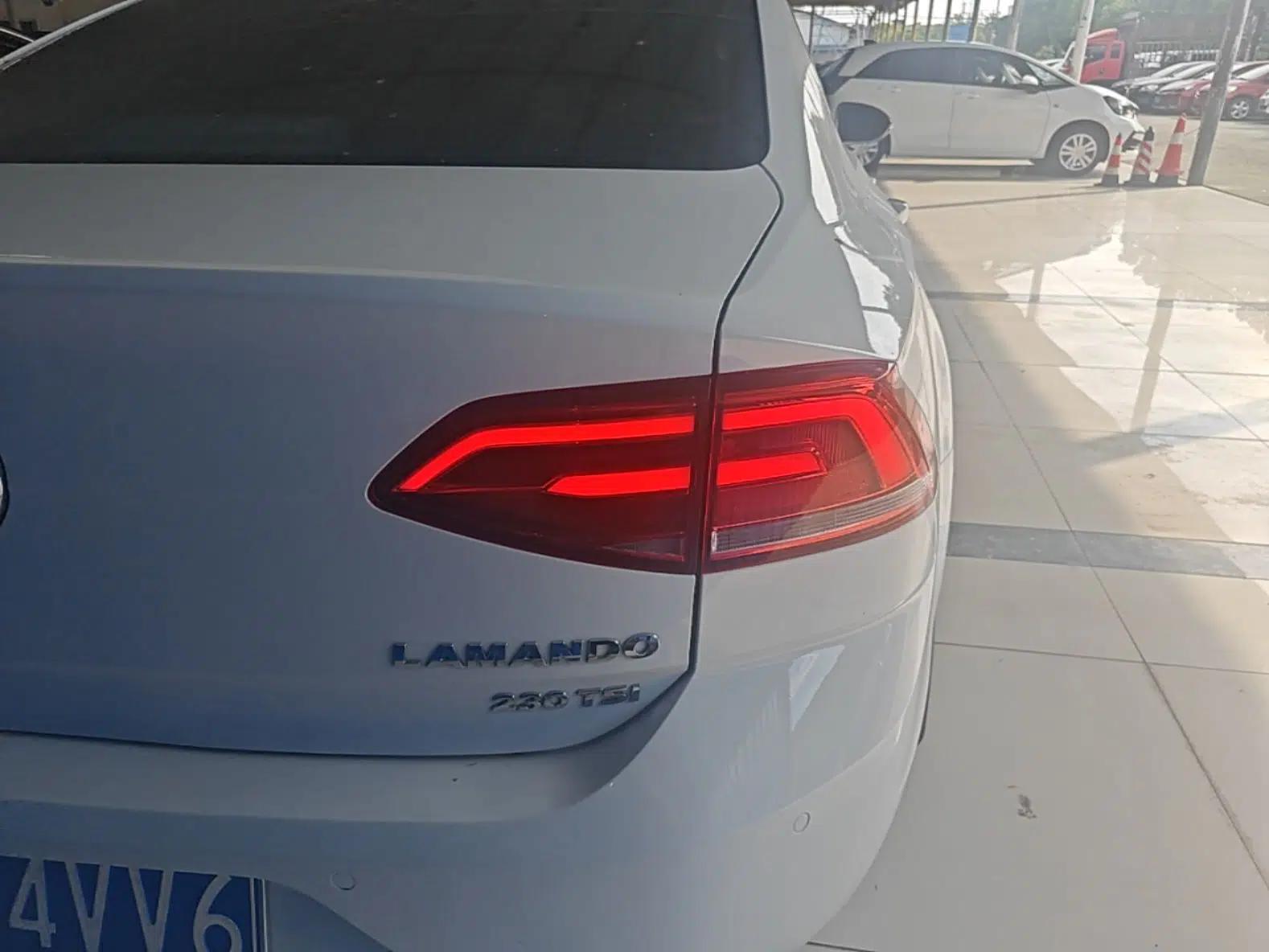 Volkswagen Lamando 2017 230TSI DSG Fashion Edition — миниатюра 9