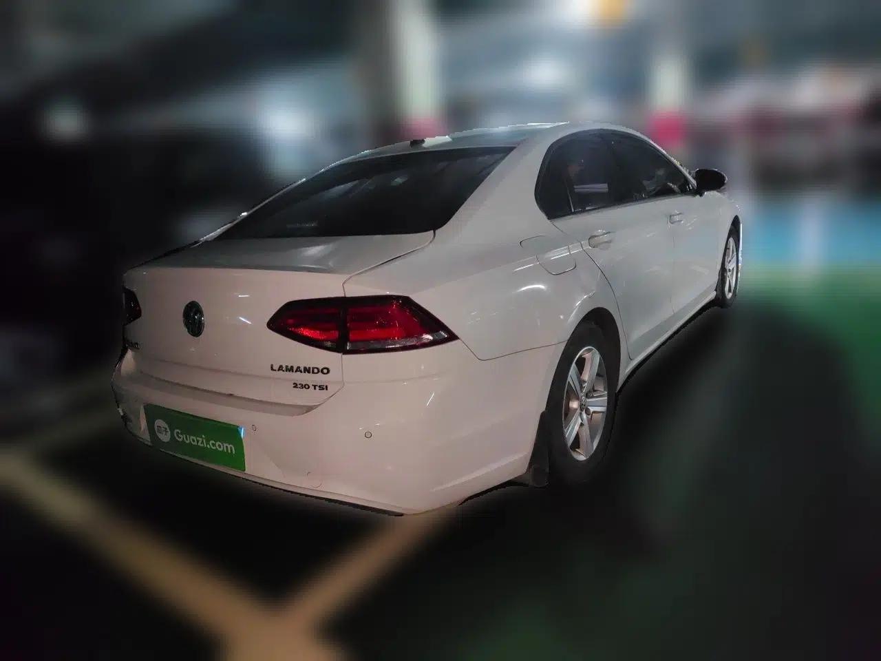 Volkswagen Lamando 2017 230TSI DSG Fashion Edition — миниатюра 6