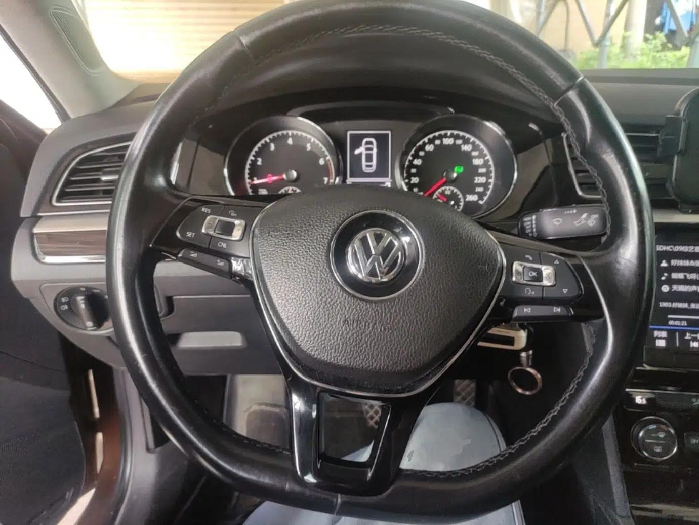 Volkswagen Lamando 2015 330TSI DSG Comfort Edition — миниатюра 13