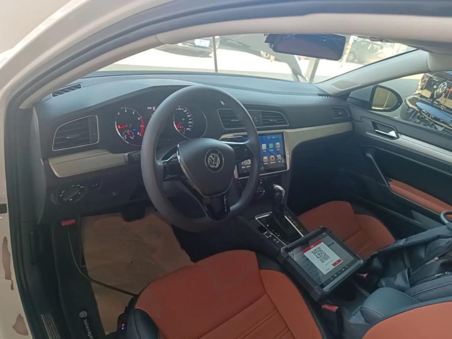 Volkswagen Lamando 2017 230TSI DSG Fashion Edition — миниатюра 12