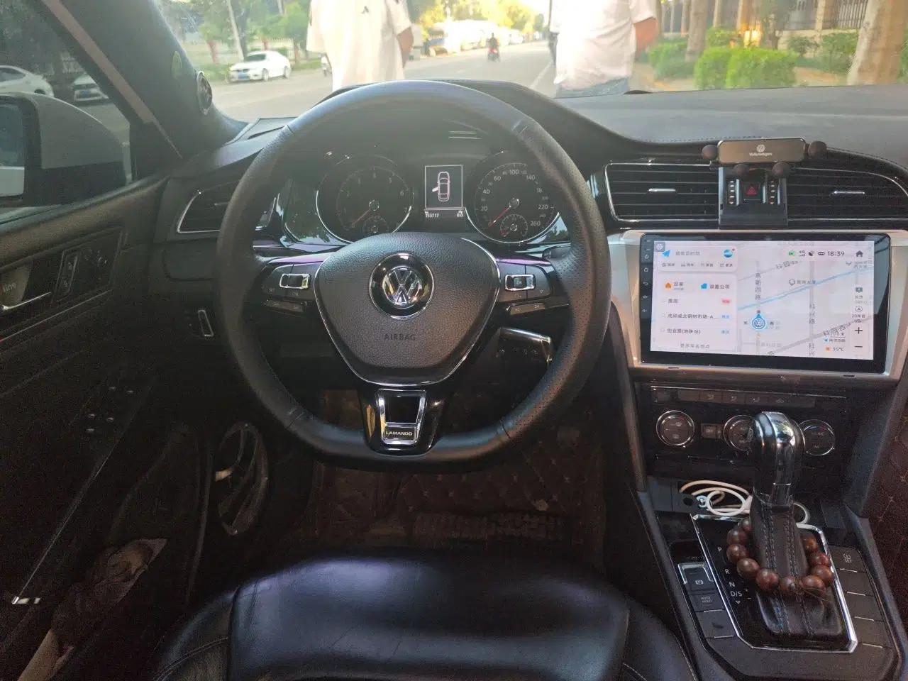 Volkswagen Lamando 2015 280TSI DSG Comfort Edition — миниатюра 10