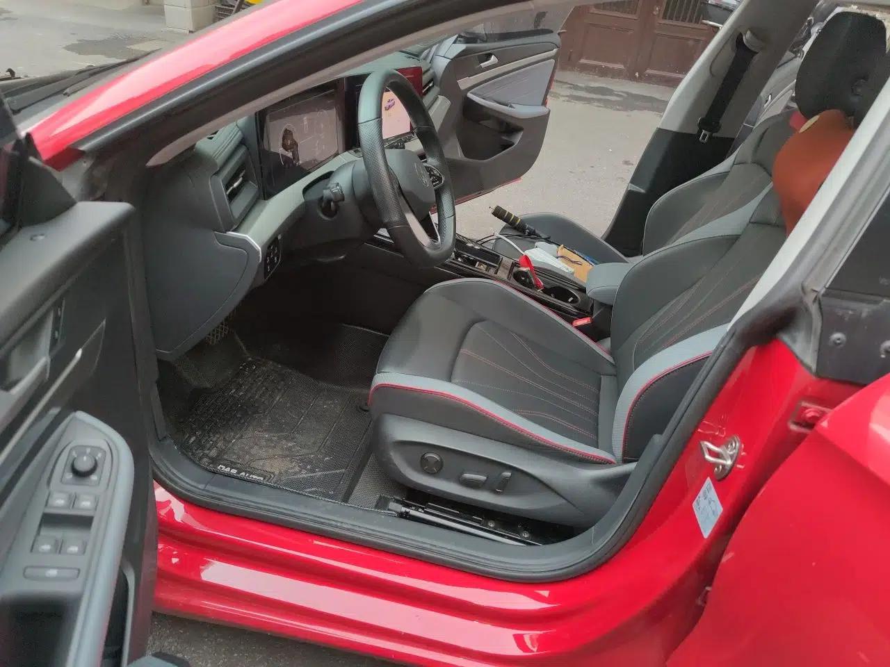Volkswagen Lamando 2022 Lingdu L 280TSI DSG Spicy Edition — миниатюра 19