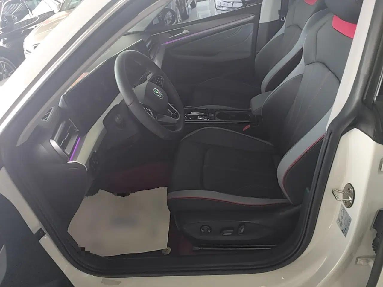 Volkswagen Lamando 2024 Lavida L 280TSI DSG Cool & Spicy Edition — миниатюра 17