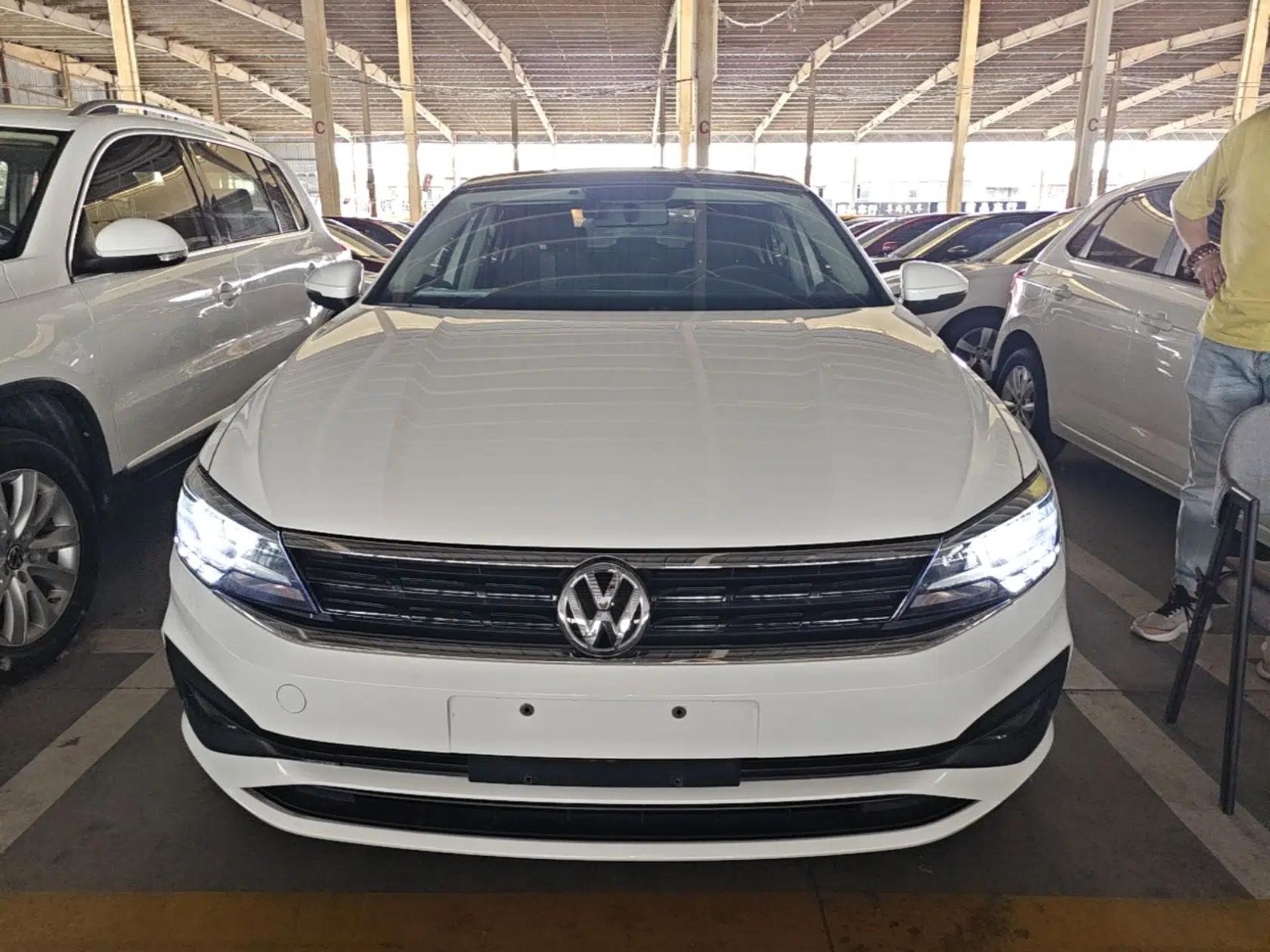 Volkswagen Lamando 2021 230TSI DSG Fashion Edition — миниатюра 2