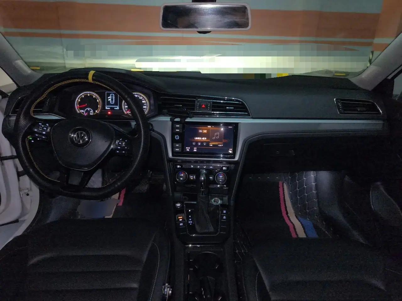 Volkswagen Lamando 2019 280TSI DSG Comfort Edition China V Standard — миниатюра 9