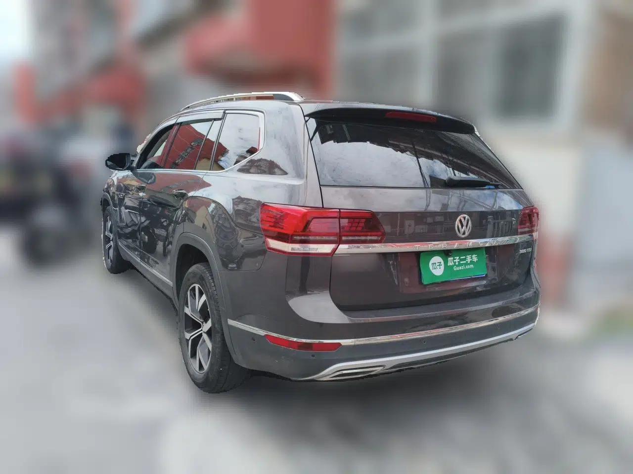 Volkswagen Teramont 2017 380TSI Four-Wheel Drive Luxury Edition — миниатюра 4