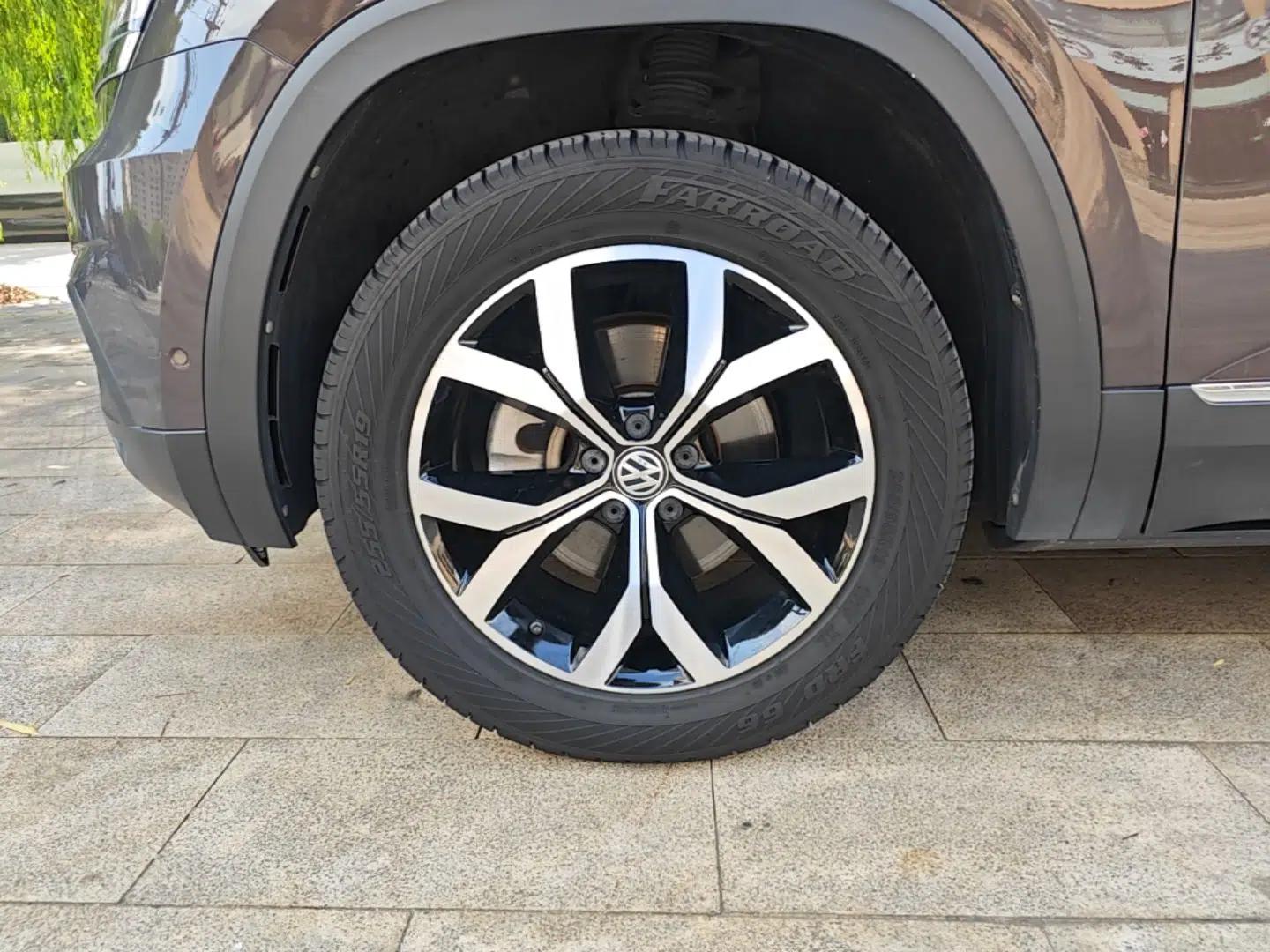 Volkswagen Teramont 2017 380TSI Four-Wheel Drive Luxury Edition — миниатюра 15