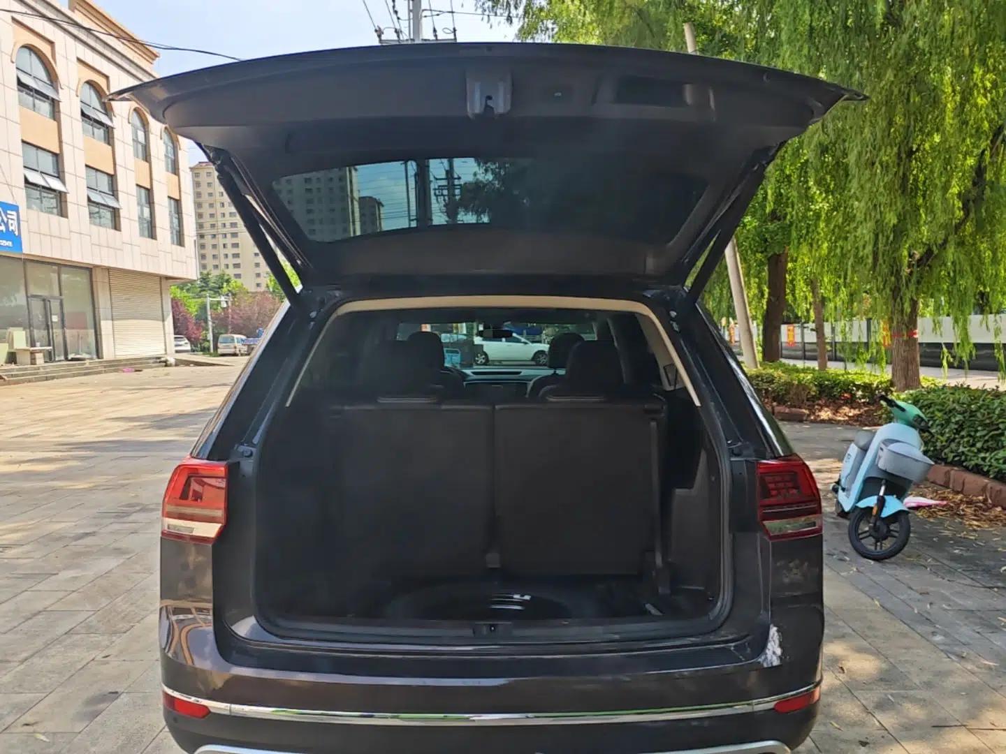 Volkswagen Teramont 2017 380TSI Four-Wheel Drive Luxury Edition — миниатюра 27