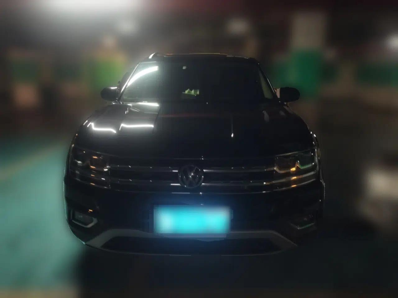 Volkswagen Teramont 2019 330TSI Two-Wheel-Drive Luxury Edition China V Standard — миниатюра 2