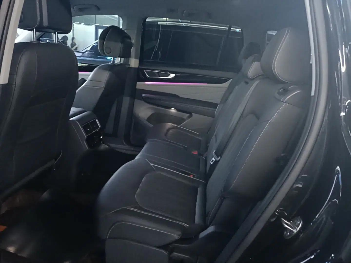 Volkswagen Teramont 2023 380TSI Four-Wheel Drive Prestige Luxury Edition — миниатюра 25