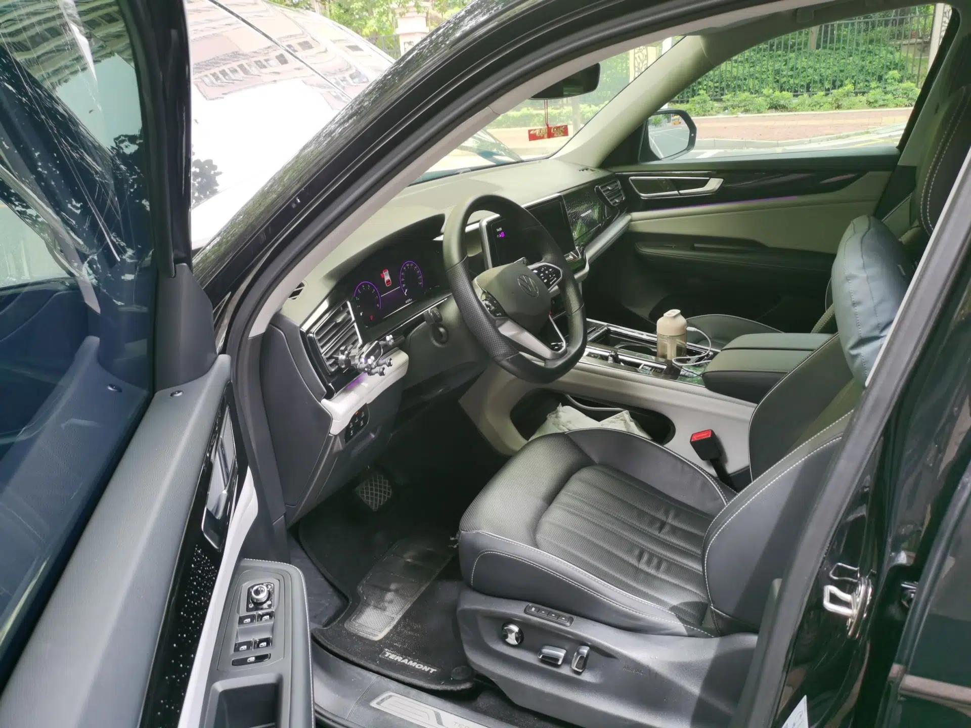 Volkswagen Teramont 2021 330TSI Two-Wheel-Drive Prestige Luxury Edition — миниатюра 16