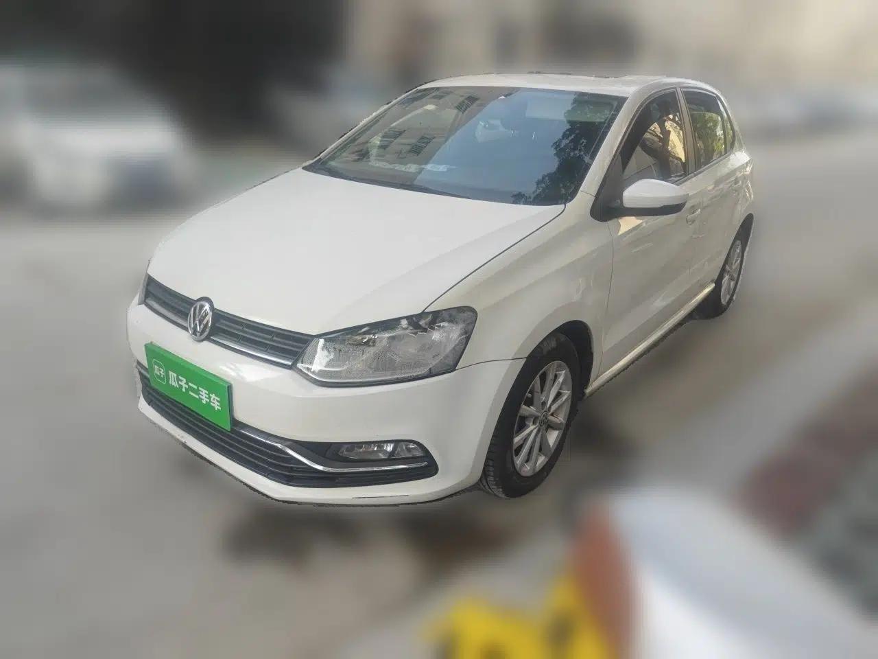 Volkswagen Polo 2016 1.6L Automatic Comfort Model — миниатюра 1
