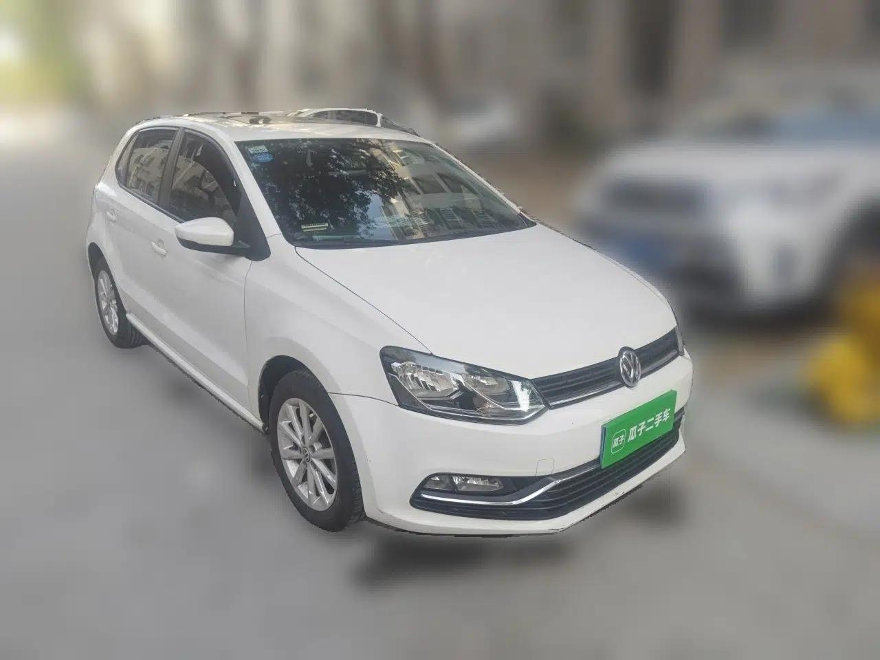 Volkswagen Polo 2016 1.6L Automatic Comfort Model — миниатюра 3