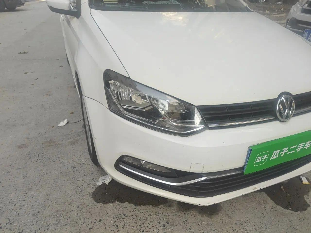 Volkswagen Polo 2016 1.6L Automatic Comfort Model — миниатюра 7