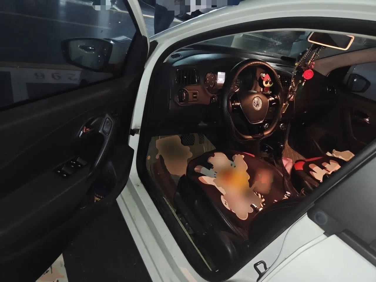Volkswagen Polo 2014 1.4L Automatic Comfort Edition — миниатюра 16