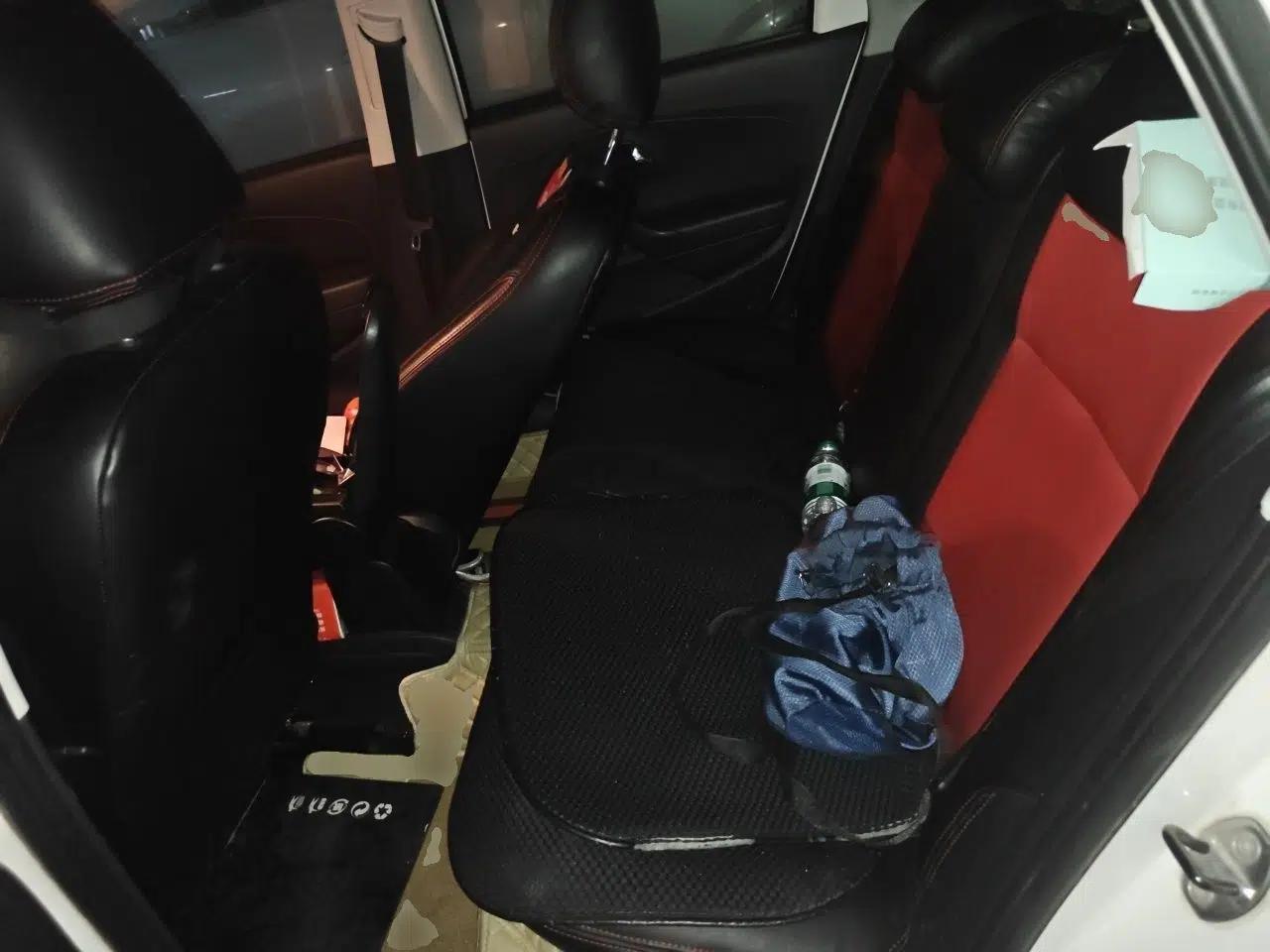 Volkswagen Polo 2014 1.4L Automatic Comfort Edition — миниатюра 17