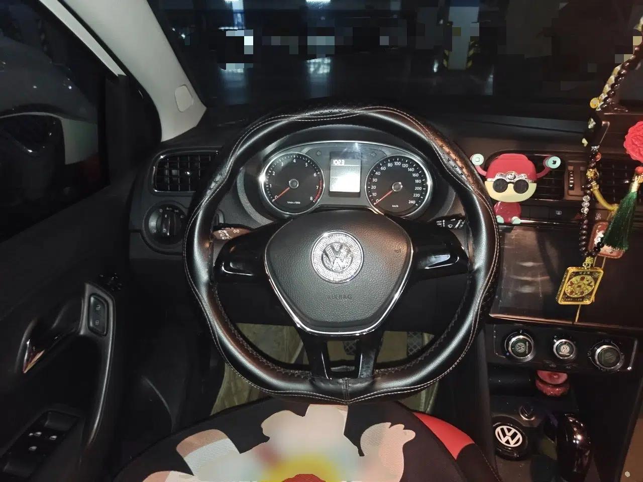 Volkswagen Polo 2014 1.4L Automatic Comfort Edition — миниатюра 10
