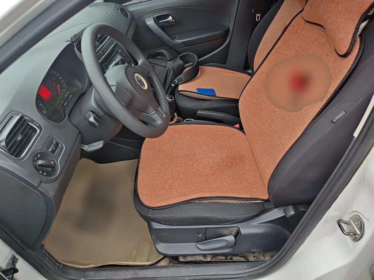 Volkswagen Polo 2013 1.6L Manual Comfort Edition — миниатюра 15