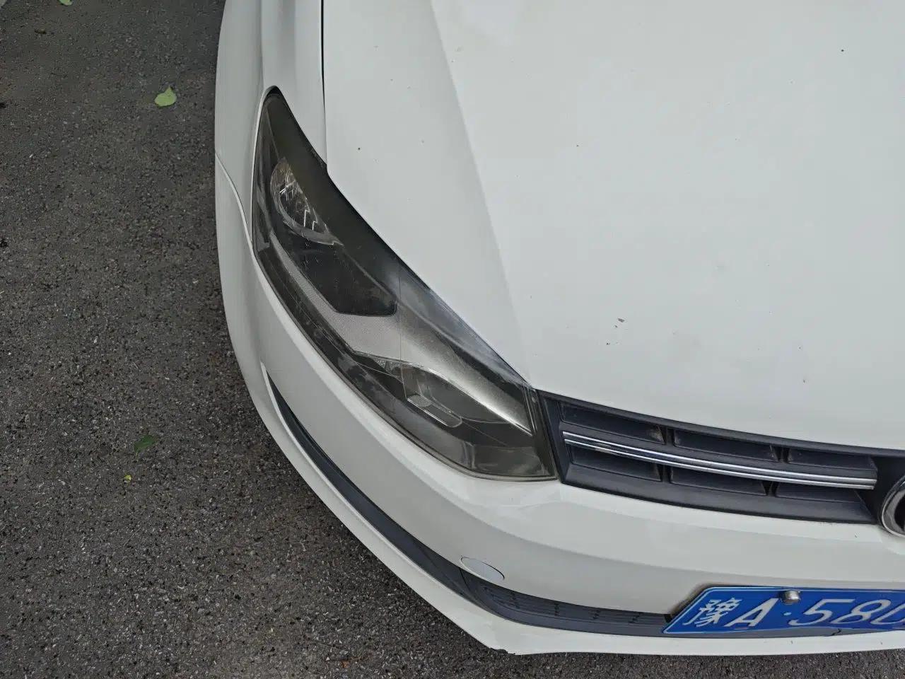 Volkswagen Polo 2013 1.6L Manual Comfort Edition — миниатюра 7