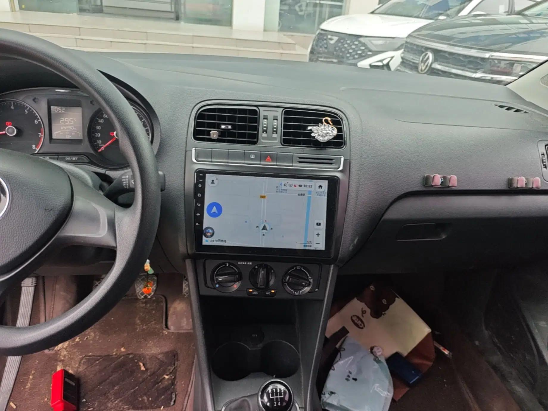 Volkswagen Polo 2016 1.4L Manual Fashion Model — миниатюра 15