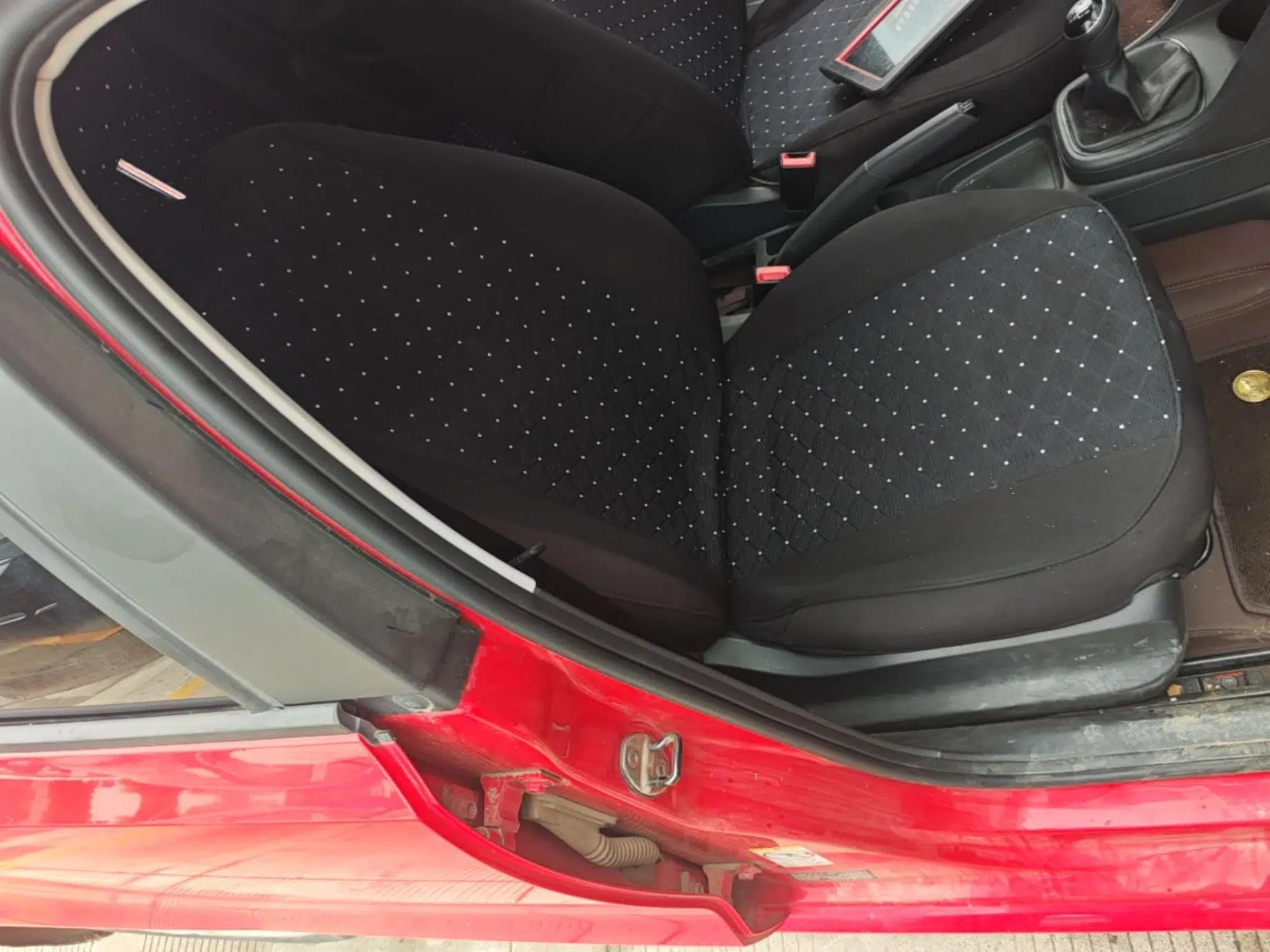 Volkswagen Polo 2016 1.4L Manual Fashion Model — миниатюра 19