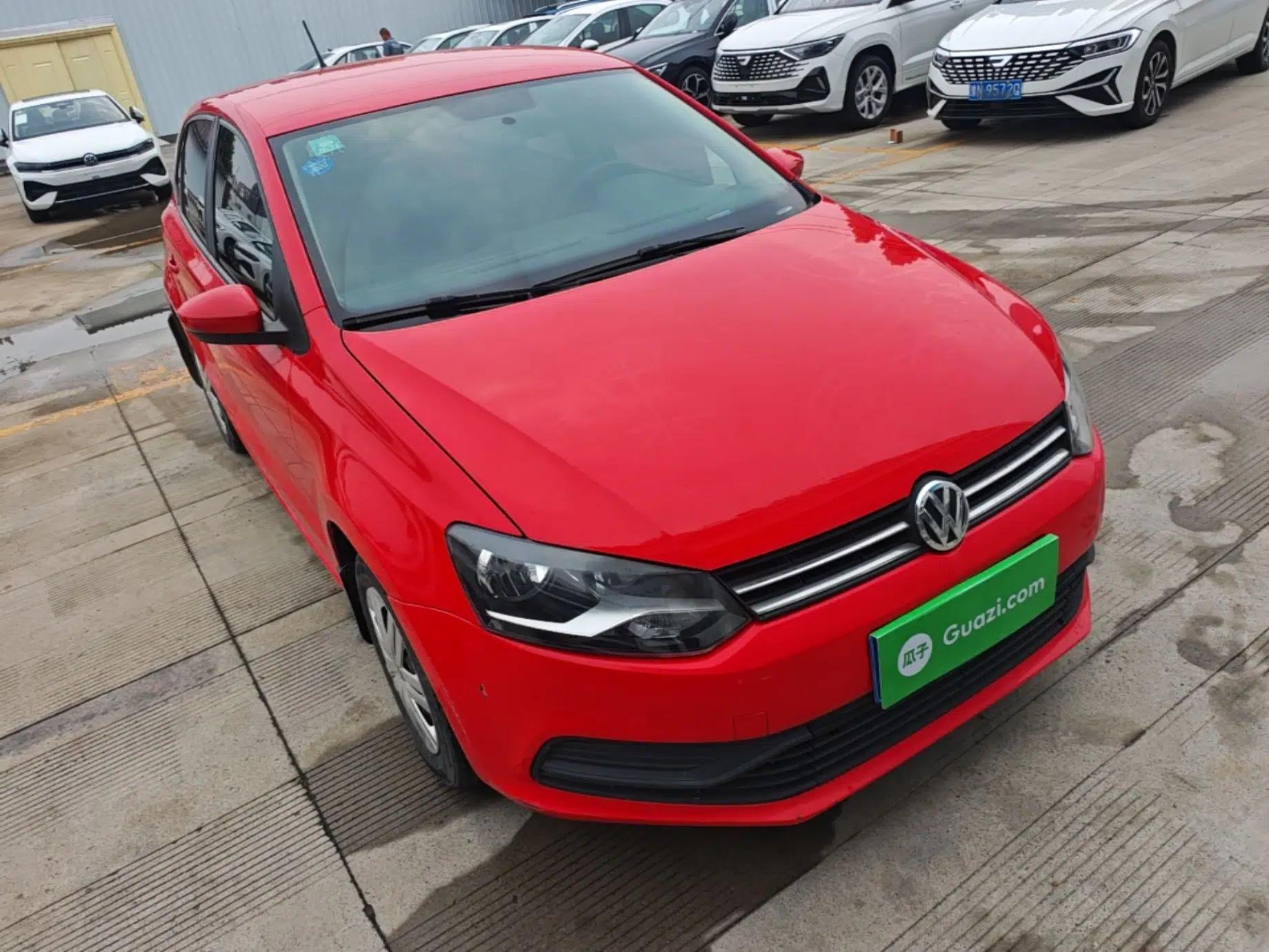 Volkswagen Polo 2016 1.4L Manual Fashion Model — миниатюра 3