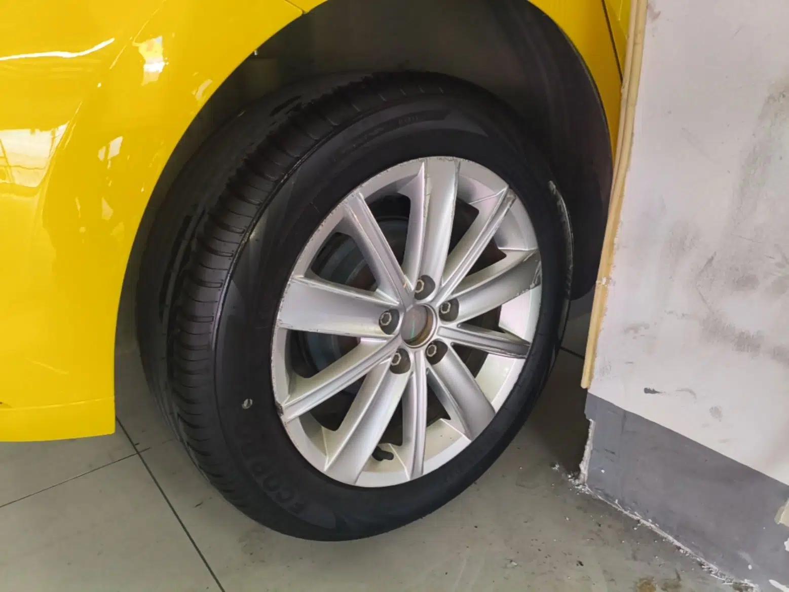 Volkswagen Polo 2014 1.6L Automatic Comfort Edition — миниатюра 11