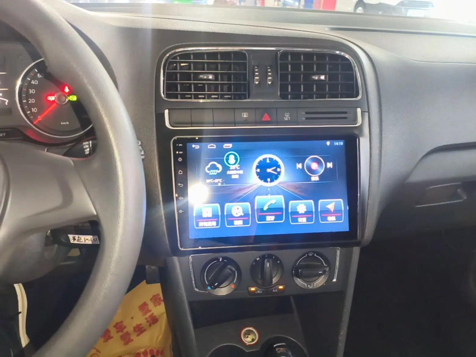 Volkswagen Polo 2014 1.6L Automatic Comfort Edition — миниатюра 15