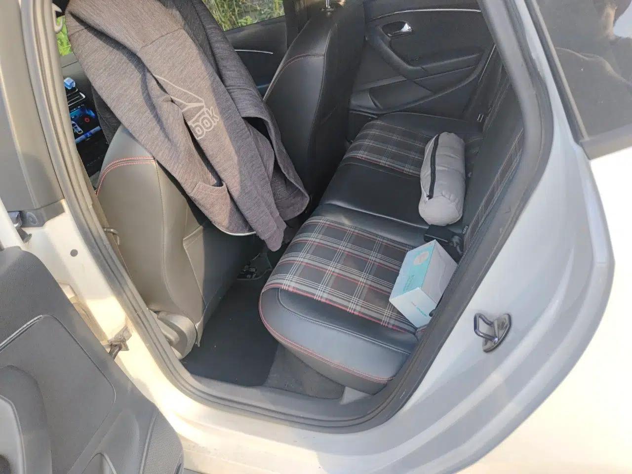Volkswagen Polo 2014 1.6L Automatic Luxury Edition — миниатюра 17