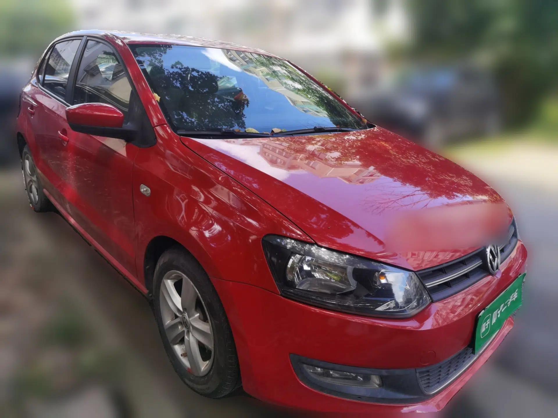Volkswagen Polo 2011 1.6L Automatic ZhiShang Version — миниатюра 3